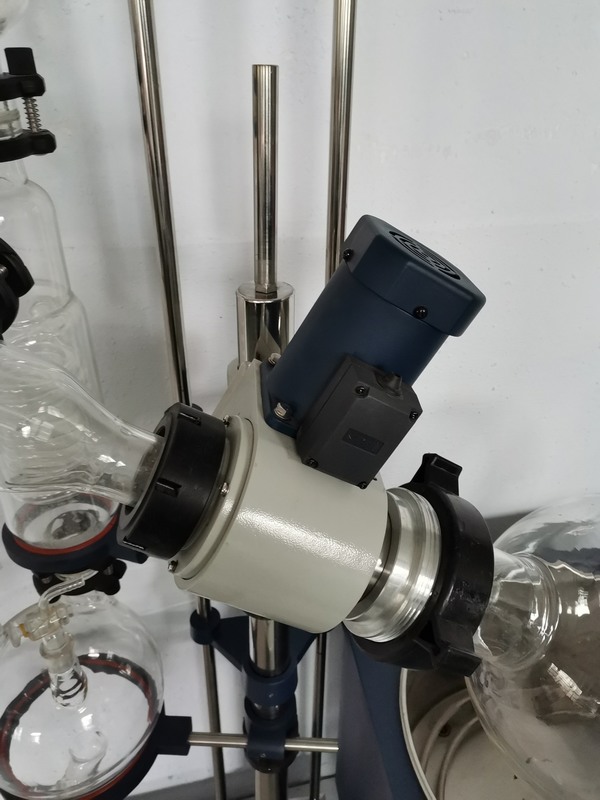 RE-5299旋轉蒸發儀2